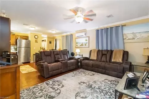 26 E Flamingo Dr, Everglades City, FL 34139