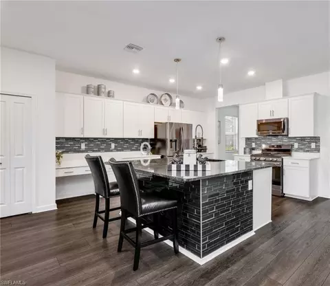 Kitchen - 20195 Hartford Blvd, Estero, FL 33928 photo 2 of 3