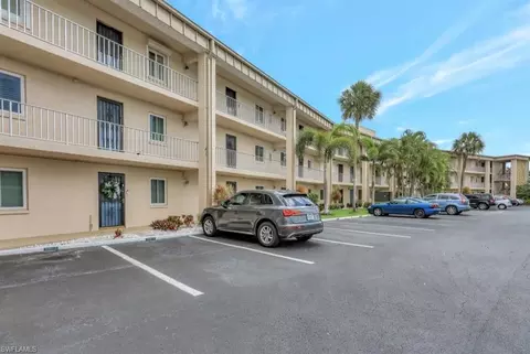 2264 Winkler Ave #204, Fort Myers, FL 33901