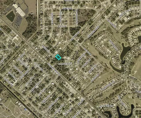 22492251 Fairway Dr, Lehigh Acres, FL 33973