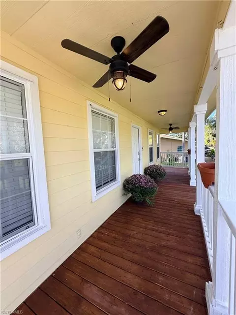 4934 Cortez Cir, Naples, FL 34112