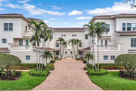 510 Avellino Isles Cir #2-202, Naples, FL 34119