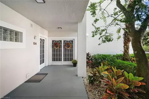 760 Waterford Dr #104, Naples, FL 34113