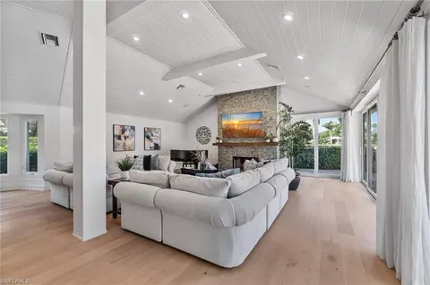 4467 Silver Fox Dr, Naples, FL 34119 photo 16