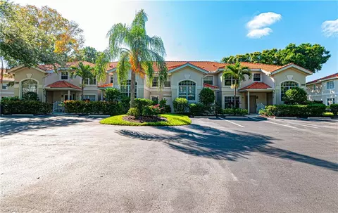 2440 Old Groves Rd #C201, Naples, FL 34109