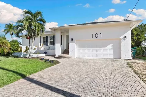101 San Salvador St, Naples, FL 34113
