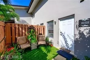 180 Cypress Way E #B107, Naples, FL 34110