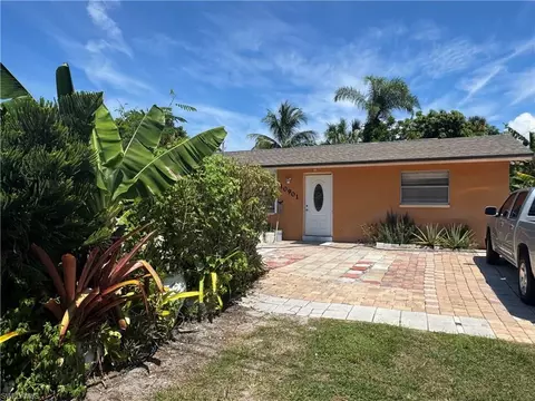 10901 Citrus Dr, Bonita Springs, FL 34135