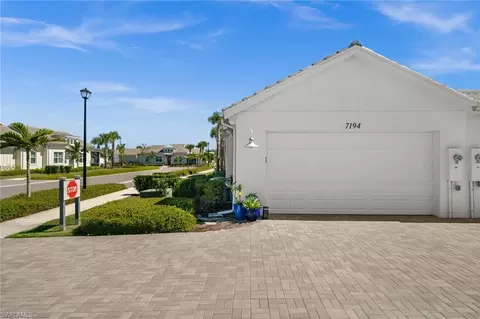 7194 Saona Ct, Naples, FL 34113 photo 31
