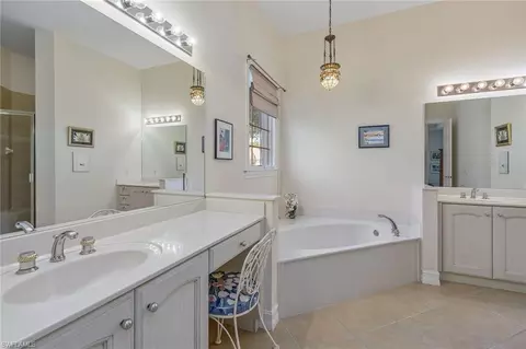 Bath - 8465 Mallards Way, Naples, FL 34114 photo 1 of 3