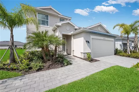 Exterior - 2318 Avocado Ln, Naples, FL 34120 photo 6 of 10