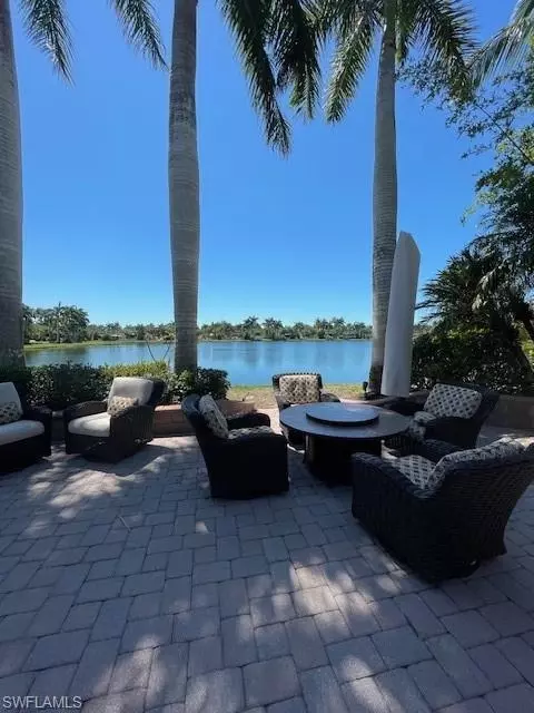 4873 Southern Breeze Dr, Naples, FL 34114 photo 4