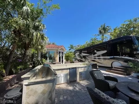 4873 Southern Breeze Dr, Naples, FL 34114 photo 9