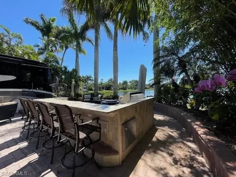 4873 Southern Breeze Dr, Naples, FL 34114 photo 2