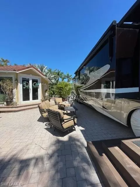 4873 Southern Breeze Dr, Naples, FL 34114 photo 10