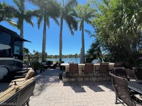 4873 Southern Breeze Dr, Naples, FL 34114 photo 3