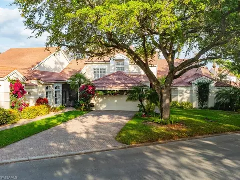 156 Amblewood Ln #7-704, Naples, FL 34105