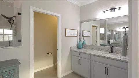 Bath - 19816 Beechcrest Pl, Estero, FL 33928 photo 2 of 4