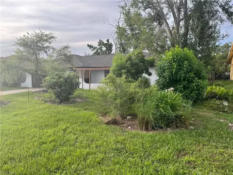 1513 SW 52nd Ln, Cape Coral, FL 33914