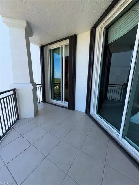 Exterior - 445 Cove Tower Dr #1702, Naples, FL 34110 photo 5 of 13