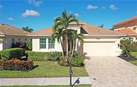 7802 Martino Cir, Naples, FL 34112