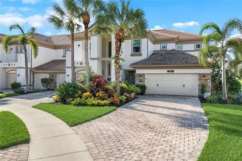 9221 Quartz Ln #9-202, Naples, FL 34120
