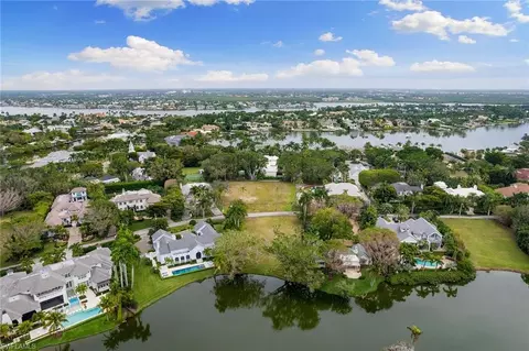 2550 Lantern Ln, Naples, FL 34102 photo 6