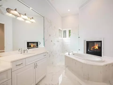 Bath - 2080 Gordon Dr, Naples, FL 34102 photo 2 of 5