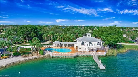 2530 Citrus Lake Dr #X101, Naples, FL 34109