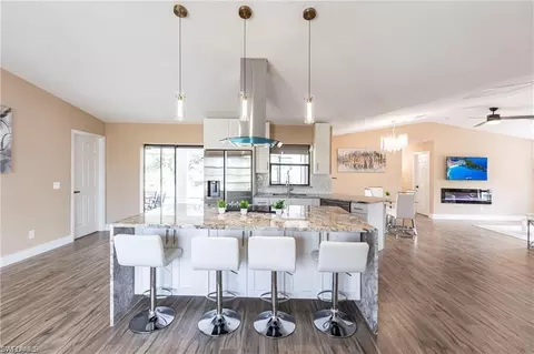 919 SE 16 St, Cape Coral, FL 33904