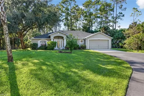 1741 17th St SW, Naples, FL 34117