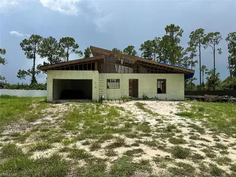 2904 E 12th St, Lehigh Acres, FL 33972