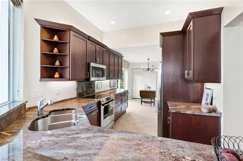 2153 Paget Cir, Naples, FL 34112 photo 7