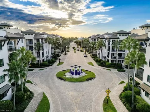 View/Area - 1035 3rd Ave S #401, Naples, FL 34102 photo 1 of 1
