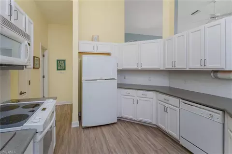 Kitchen - 951 Java Ct, Marco Island, FL 34145 photo 3 of 3
