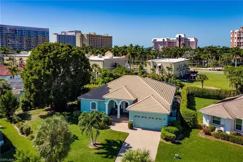 Exterior - 951 Java Ct, Marco Island, FL 34145 photo 10 of 11