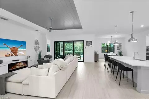 3150 Heather Glen Ct, Naples, FL 34114 photo 6
