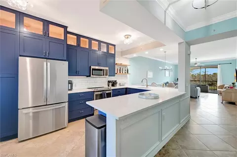 9727 Acqua Ct #434, Naples, FL 34113