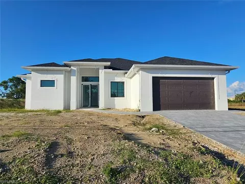 31 NW 19th Ter, Cape Coral, FL 33993
