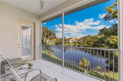 1211 Egrets Lndg #202, Naples, FL 34108