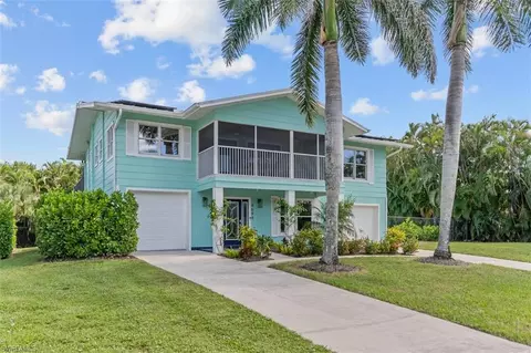 4694 Pembrooke Ln, Bonita Springs, FL 34134