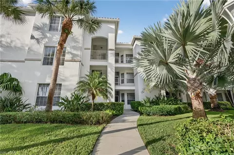 8223 Parkstone Pl #2201, Naples, FL 34120