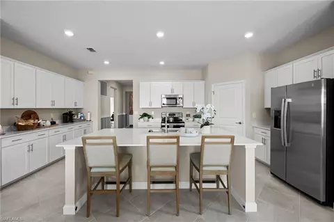 Kitchen - 3957 Button Sage Rd, Alva, FL 33920 photo 5 of 8