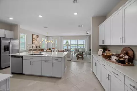 Kitchen - 3957 Button Sage Rd, Alva, FL 33920 photo 3 of 8