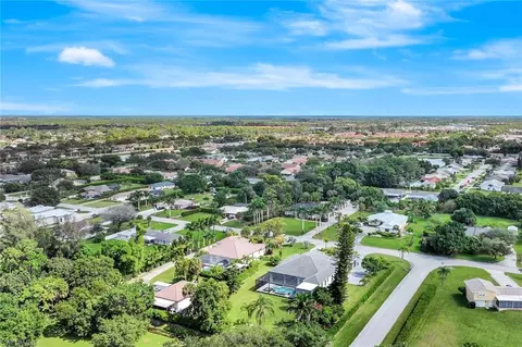 10493 Winterview Dr, Naples, FL 34109 photo 35