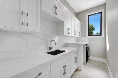 10493 Winterview Dr, Naples, FL 34109 photo 25
