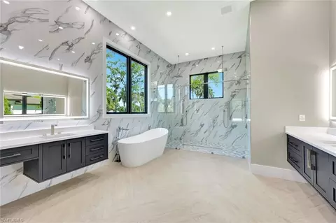 10493 Winterview Dr, Naples, FL 34109 photo 12