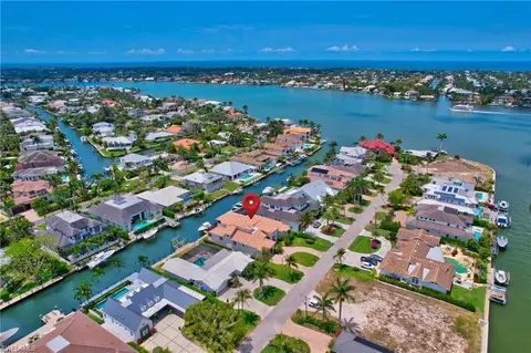 View/Area - 1380 Marlin Dr, Naples, FL 34102 photo 1 of 7