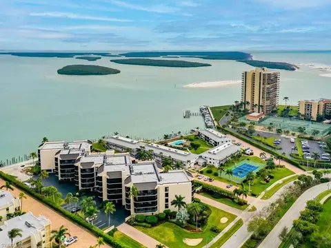 961 Collier Ct #209, Marco Island, FL 34145
