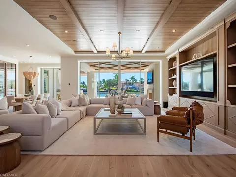306 Spring Line Dr, Naples, FL 34102 photo 10